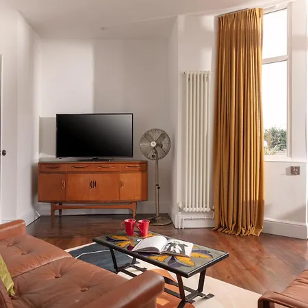 Chelsea House Holiday Apartments Falmouth Room photo