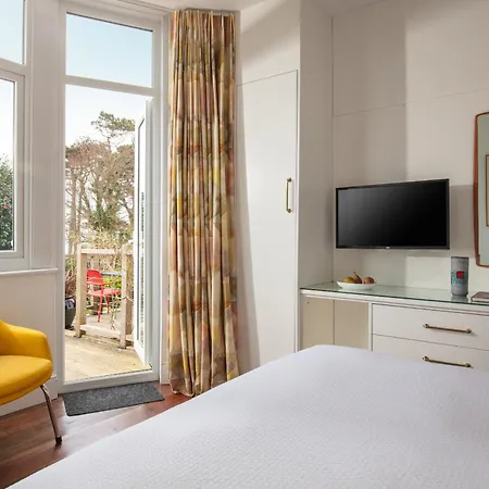 Chelsea House Holiday Apartments Falmouth Room photo