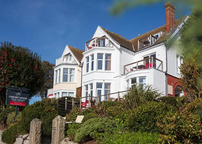 Chelsea House Holiday Apartments