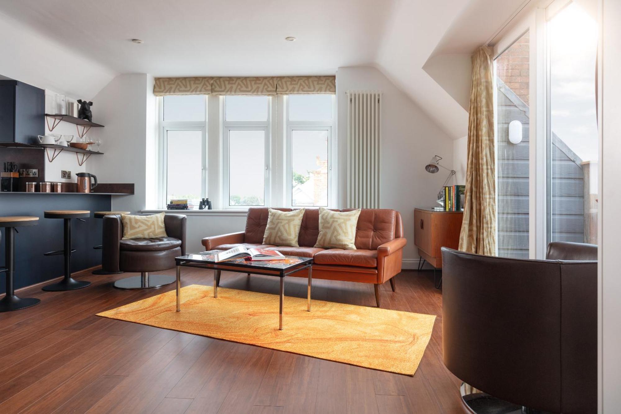 Chelsea House Apartment