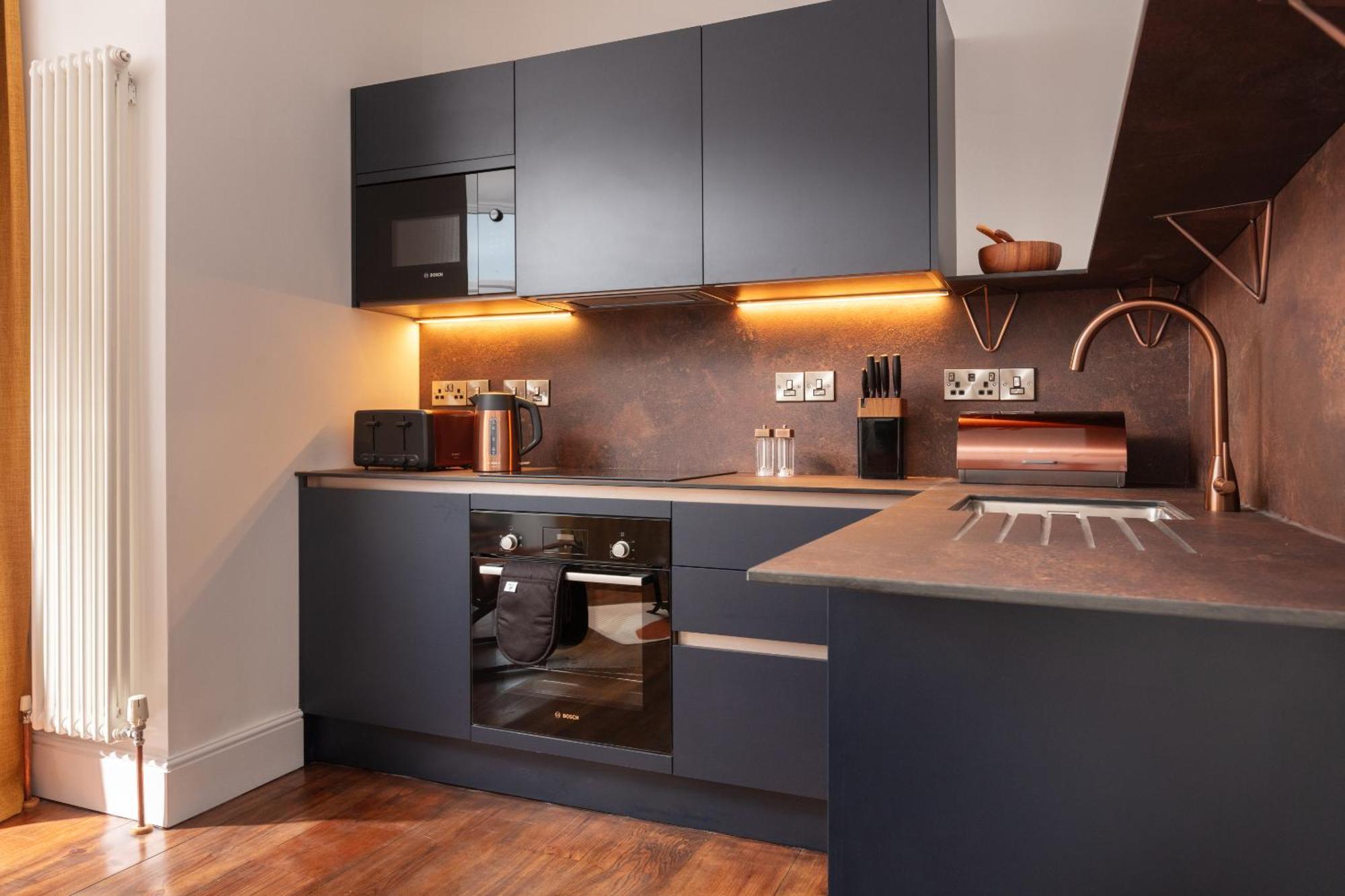 Chelsea House Apartment